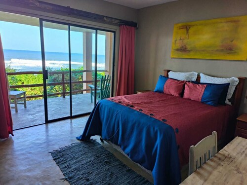 Bela Vista 2 , A Terrific 3-bedroom apartment with AC in Xai Xai