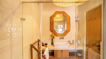 Villa Luxe, balcon, vue ville | Salle de bain