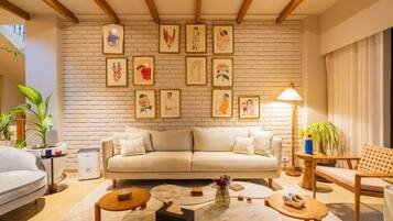 Luxury Villa, Balcony, City View | Living area