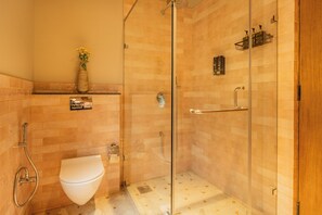 Slippers - ELIVAAS Amado Villa Euphoria 4 BHK  (Assagao)