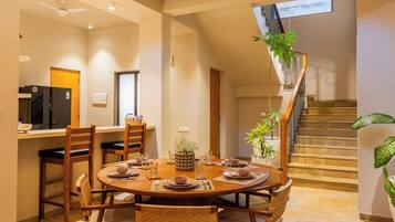 Luxury Villa, Balcony, City View | Dining