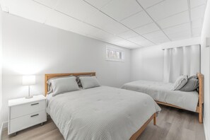 Room - LE-DRAVEUR (Shawinigan)