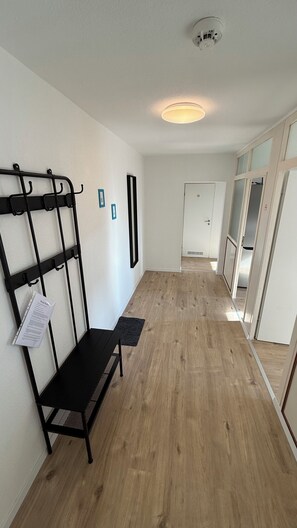Interior - GNA02.01 - Apartment with 5 beds, modern kitchen, balcony & parking space (Lüdenscheid)