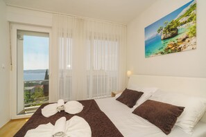 2 chambres, coffres-forts dans les chambres, Wi-Fi gratuit