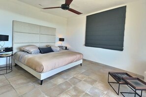 Room - Green pool villa. (Provence-Alpes-Côte d'Azur)