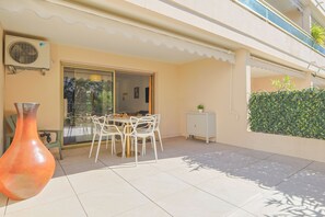 Room - 403 Le Zen in Cannes (Cannes)