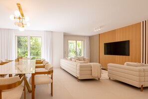 Villa, Smoking - Villa Camille in Cannes (Cannes)