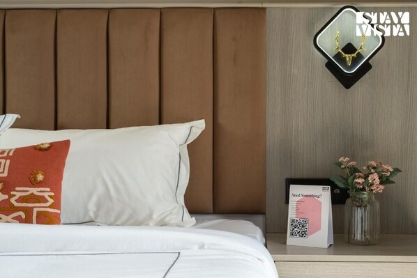 Executive Room, City View - StayVista Residences near Cyber City Hub (Gurugram)