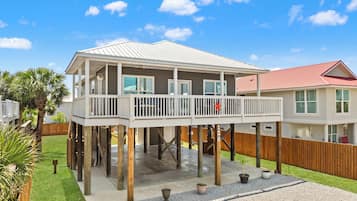 Huis, uitzicht op resort | Terras