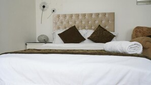 Apartment, 1 Bedroom, Fireplace | 1 bedroom