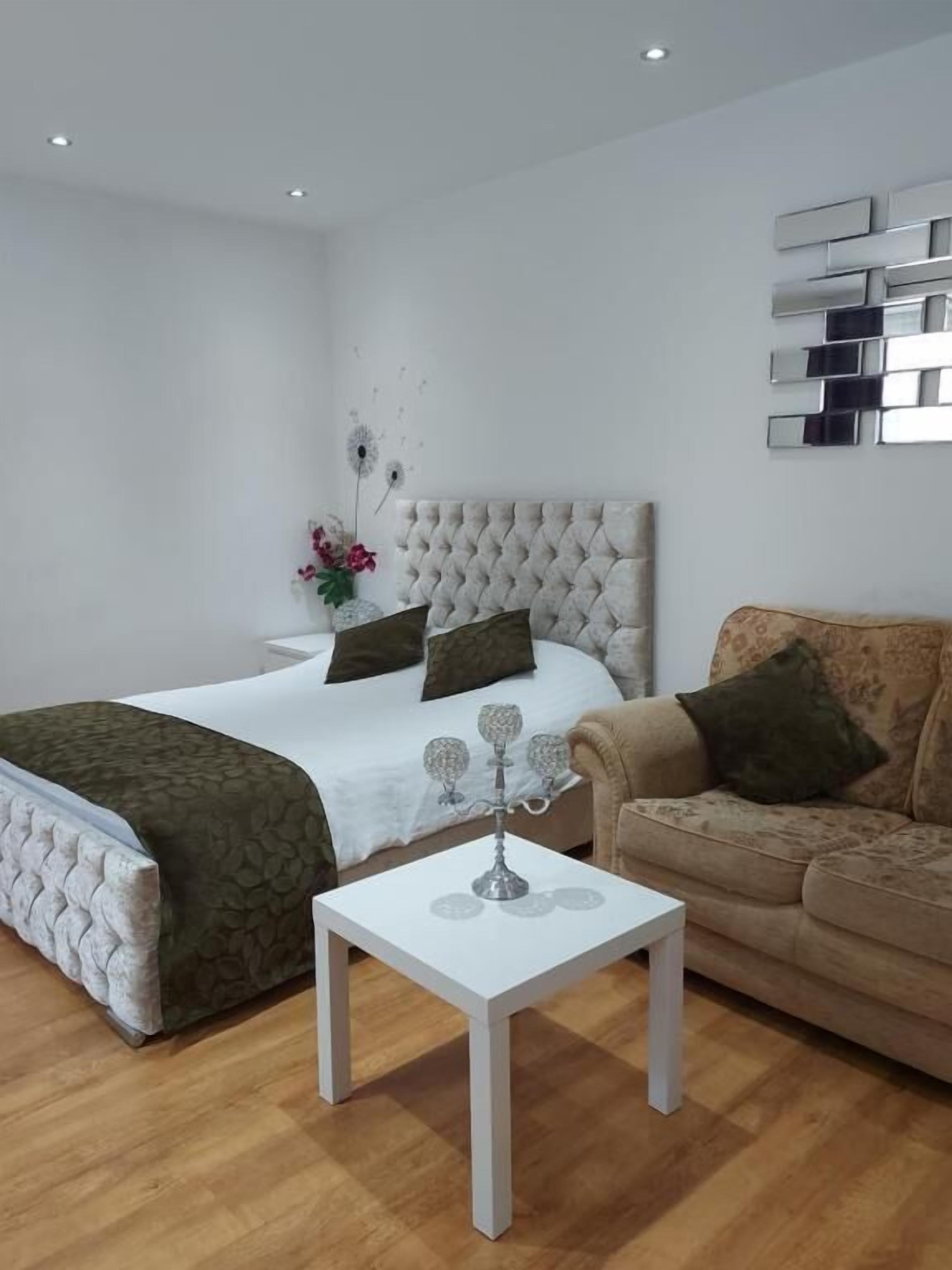 Apartment, 1 Bedroom, Fireplace | 1 bedroom