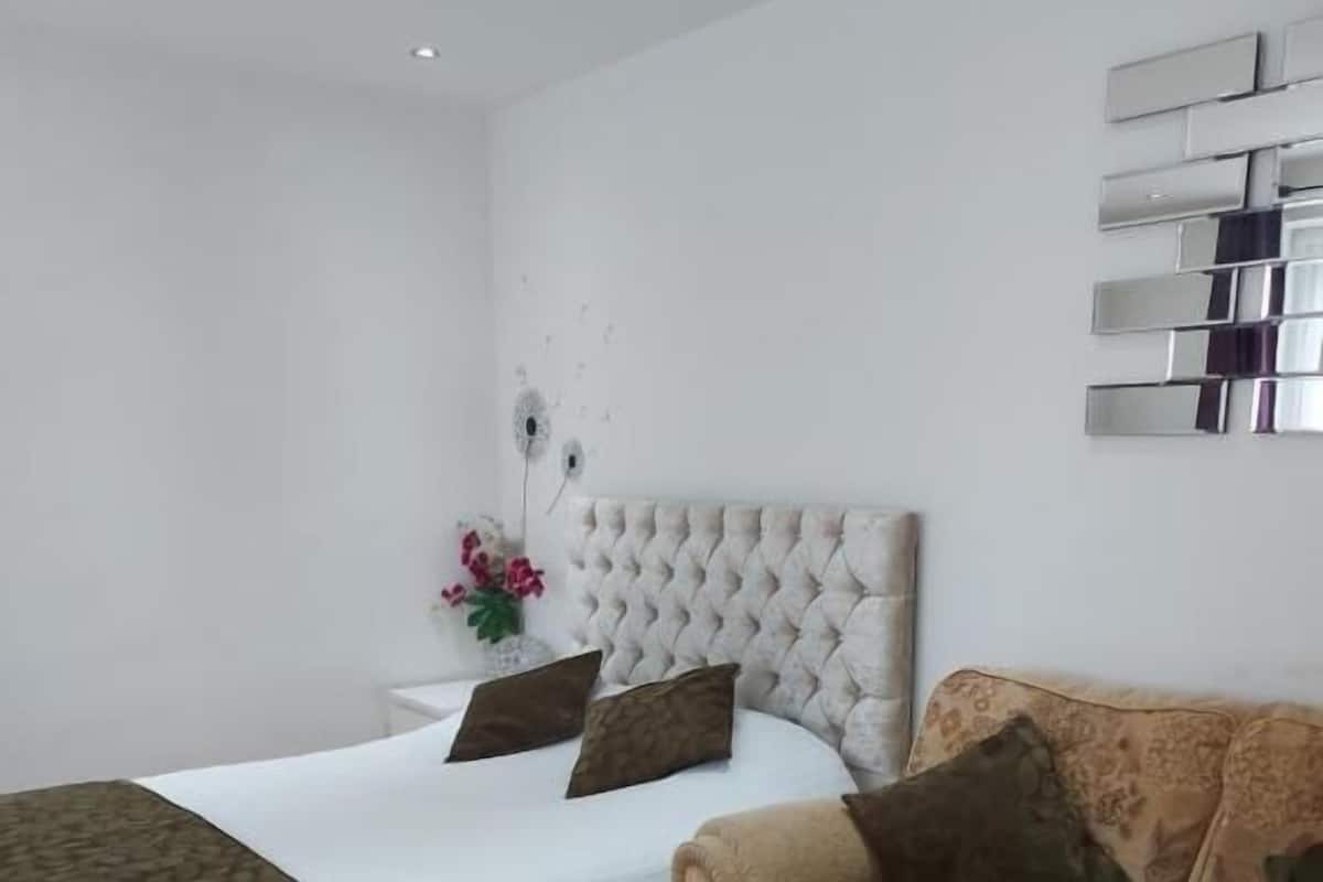 Apartment, 1 Bedroom, Fireplace