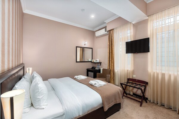 Kalasi Hotel - Tiflis