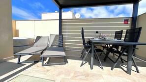 Outdoor dining - Vrbo Property (Torrox Costa)