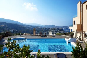 Pool - Sunny Dreams Villa with Pool, near Heraklion (Mades)