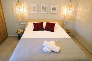 Strykjärn/strykbräda, resesäng, gratis wi-fi och sängkläder