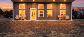 Cozy 2-bedroom cabin in Talihina - Close to Talimena Drive and Choctaw Capital