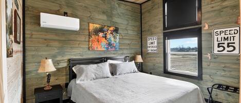 WiFi, bed sheets