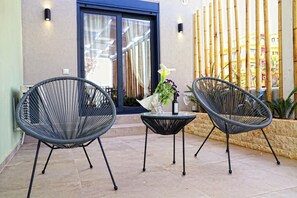Terrace/patio - "Havana 3" Sea and Pool Apartment (Gazi)