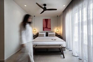 Desk, iron/ironing board, travel cot, free WiFi - Junior Suite by MonCasa (Agios Nikolaos)