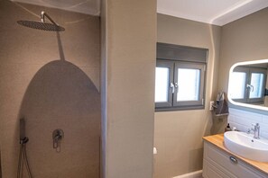 Hair dryer, towels - Villa Thea by RentalsPro (Nea Potidaia)