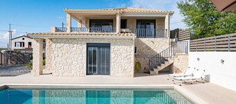 Villa Thea by RentalsPro