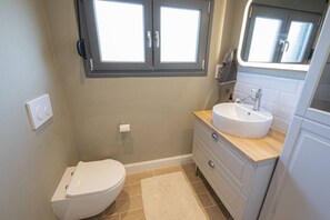 Hair dryer, towels - Villa Thea by RentalsPro (Nea Potidaia)