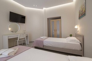 2 bedrooms, iron/ironing board, WiFi, bed sheets - Sabbia Seafront Apartment 3 by RentalsPro (Nea Moudania)