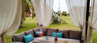 Sunny Villa Sea View by RentalsPro