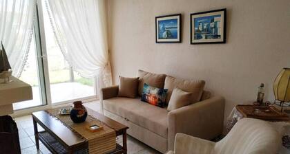 Sunny Villa Sea View by RentalsPro