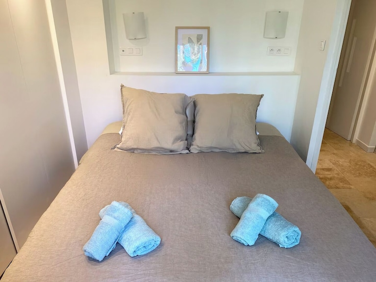 Villa Sleeps 10 With Heated Pool & Jacuzzi And Breathtaking Views - Dordoña