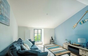 Smart TV, books - An exceptional interlude at Villa Mélusine in the heart of the Marais Poitevin (Arçais)