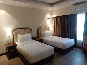 Deluxe-værelse med 2 enkeltsenge - byudsigt