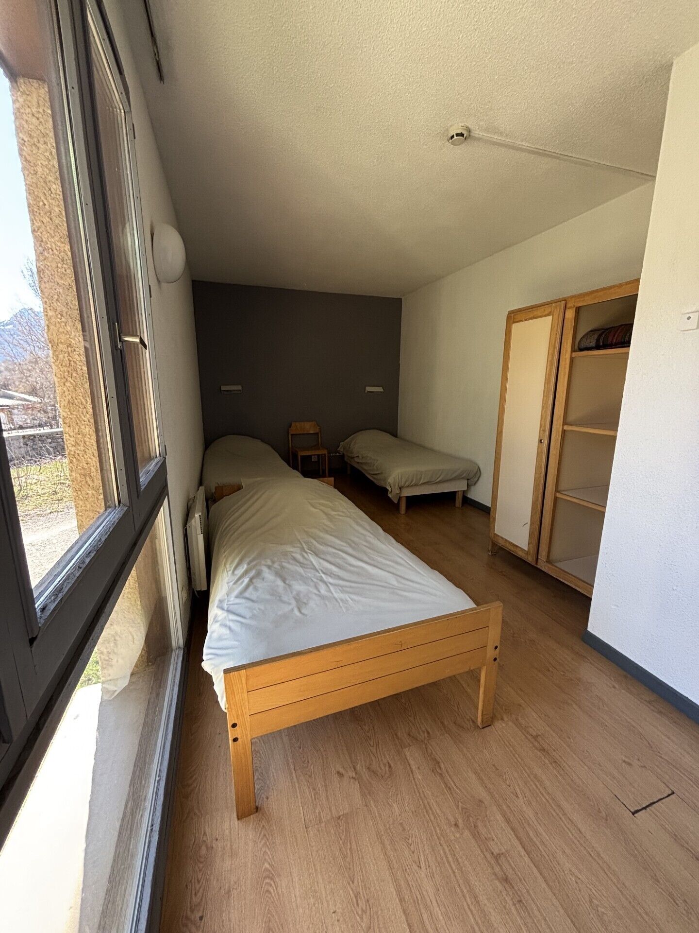 Basic Room | Bathroom