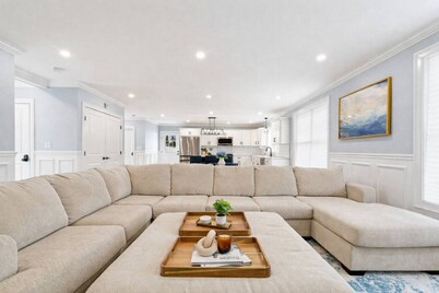 Luxury Modern Boston Townhome w/ Parking!