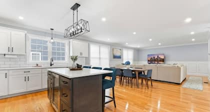 Luxury Modern Boston Townhome w/ Parking!