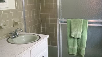 Towels, toilet paper