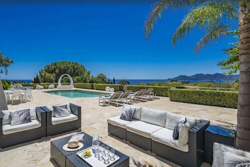 FRGK Contemporary Luxury Villa Panoramic Sea View