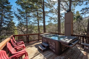 Outdoor spa tub - Treetop views, spa, gameroom, 2 fireplaces! (Big Bear Lake)