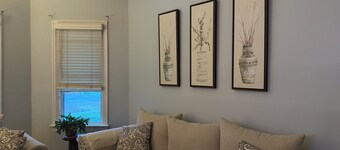 3-bedroom cozy cottage house in serene Mechanicsville