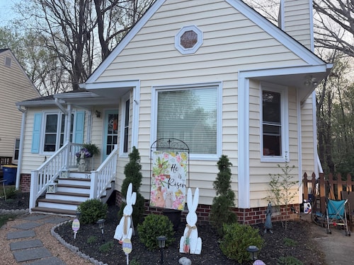 3-bedroom cozy cottage house in serene Mechanicsville