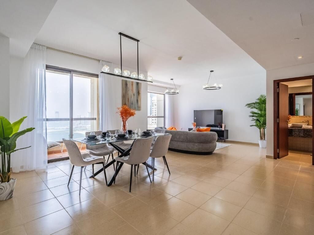 Apartamento, sacada, vista para o mar | Parte interna