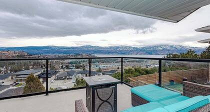 The Sunset! 5 Bedroom House With Hot Tub & Views