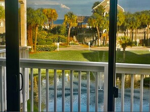 Property grounds - Cozy 2BR Townhome in Barrier Dunes – Steps from the Beach and Newly Renovated! (Port St. Joe)