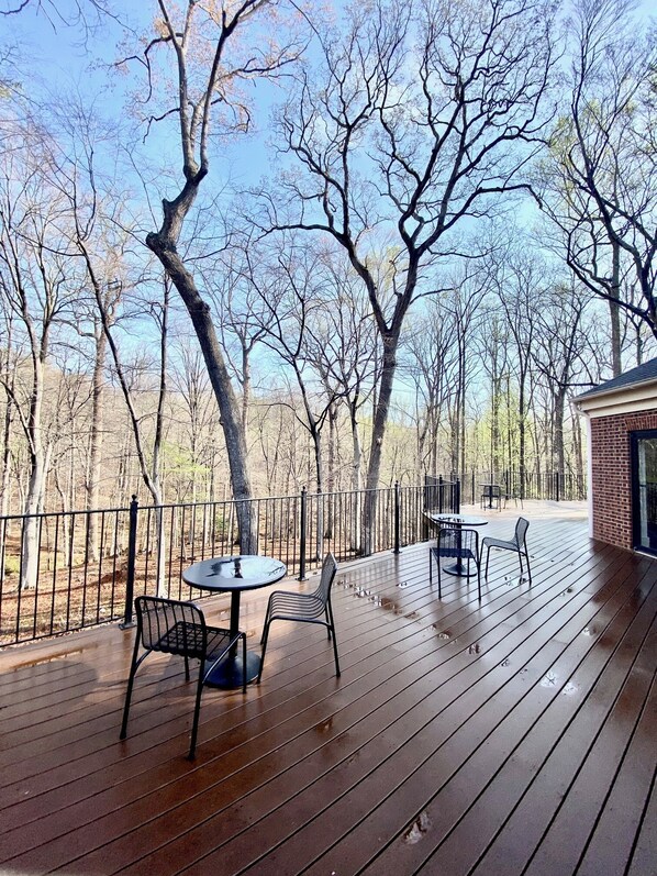 Sun deck - The Elston Inn and Conference Center  (Sweet Briar)