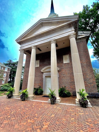 Chapel. The Elston Inn and Conference Center