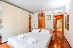 Room - Appartamento Magnifico - Porta Venezia  (Milano)
