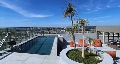 Studio apartment next to Iguatemi Shopping Mall | Swimming pool and garage