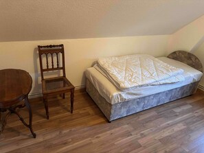 2 Schlafzimmer, Schreibtisch, WLAN, Bettwäsche