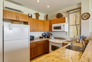 Fridge, microwave, oven, dishwasher - NEW! Oceanfront Maui Retreat at Napili Point - Unit B16 (Lahaina)